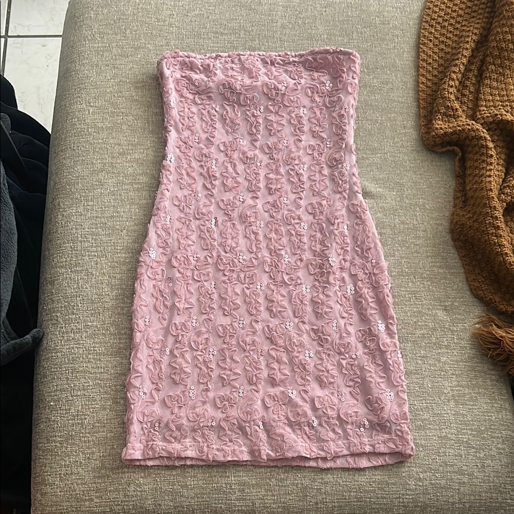 Elegant Pink Strapless Dress